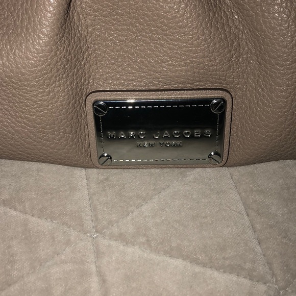 Marc Jacobs Classic Leather Satchel - Picture 3 of 6